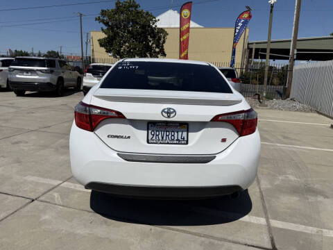 2015 Toyota Corolla S Plus