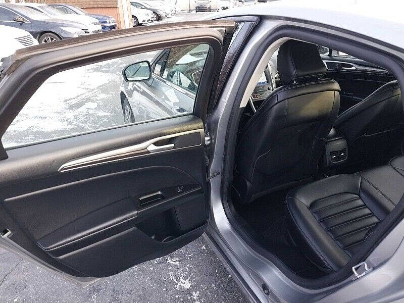 2020 Ford Fusion SEL