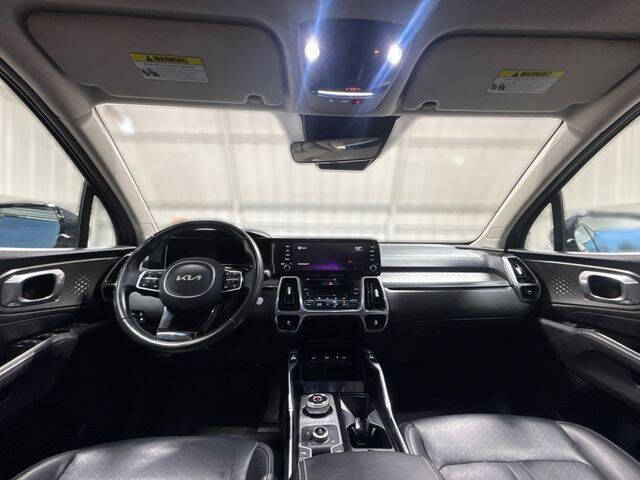 2022 Kia Sorento Plug-In Hybrid SX