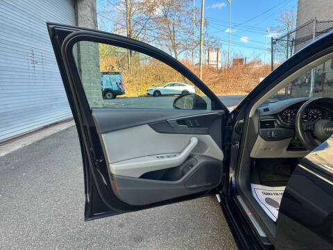 2017 Audi A4 2.0T quattro Premium Plus