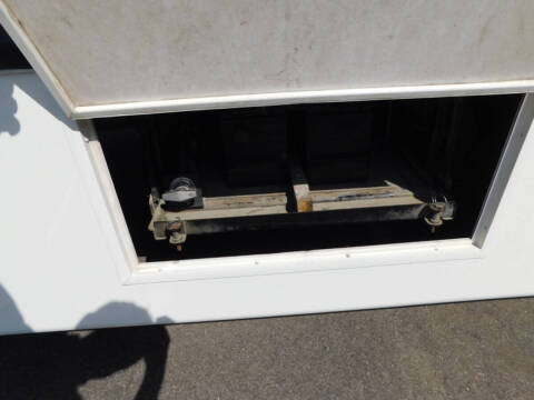 2014 Freightliner S2 Chassis