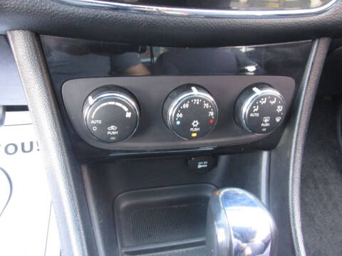 2013 Chrysler 200 Touring