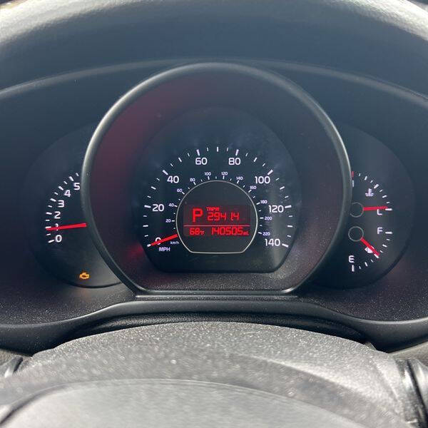 2016 Kia Soul +