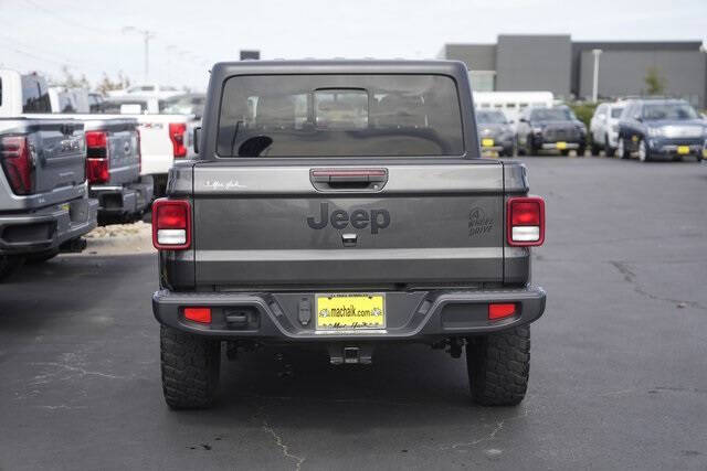 2023 Jeep Gladiator Willys