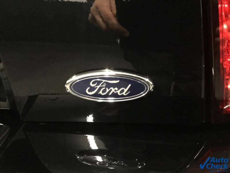 2004 Ford Mustang GT Deluxe