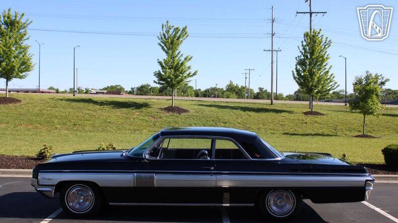 1962 Oldsmobile Starfire