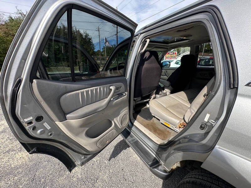 2003 Toyota Sequoia Limited