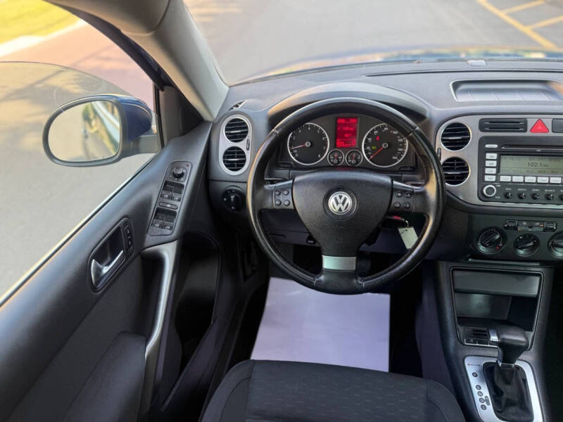 2009 Volkswagen Tiguan SE 4Motion