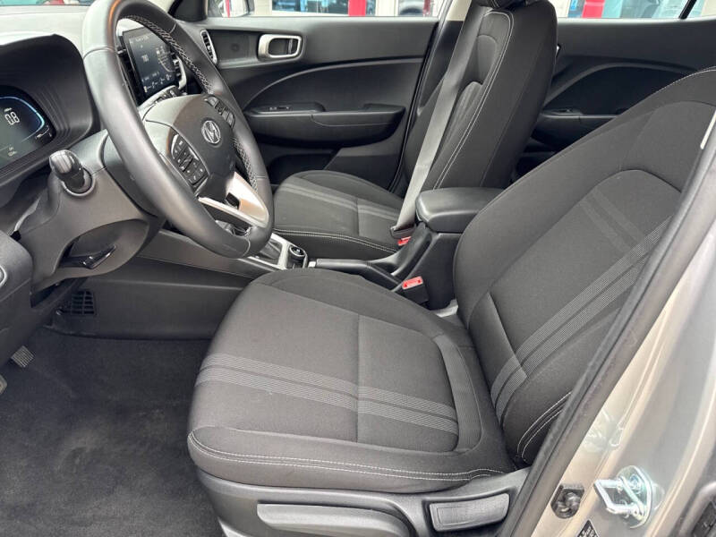 2025 Hyundai Venue SEL