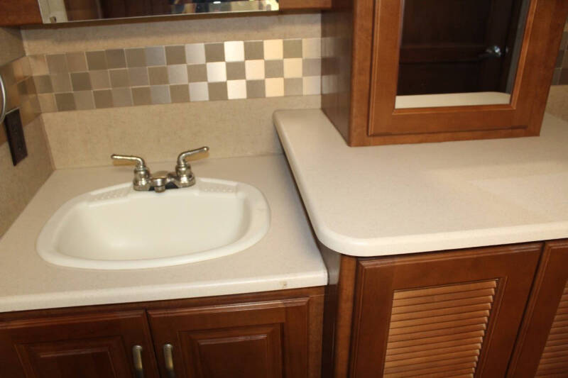 2015 Thor Motor Coach Challenger 37DT