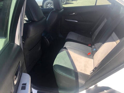 2014 Toyota Camry SE V6