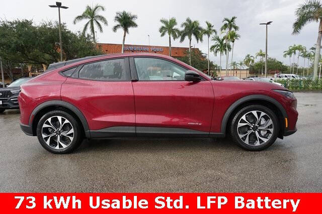 2025 Ford Mustang Mach-E Select