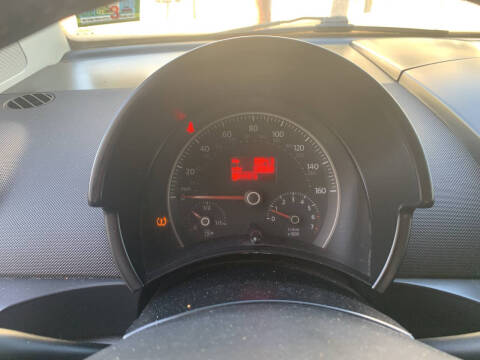 2010 Volkswagen New Beetle Base PZEV