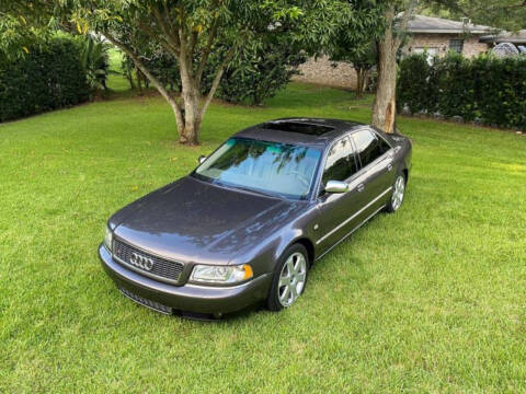 2001 Audi S8