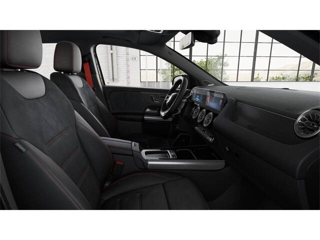 2025 Mercedes-Benz GLA AMG GLA 35