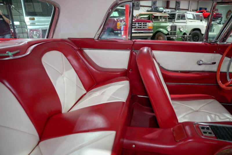 1959 Ford Thunderbird