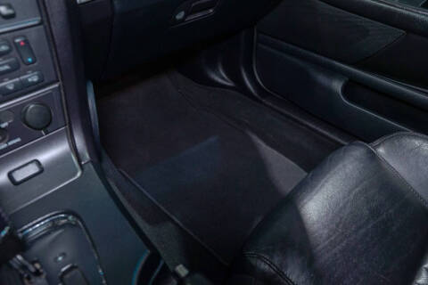 2004 Ford Thunderbird Deluxe