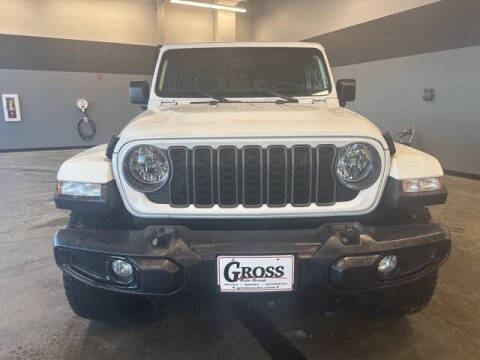 2024 Jeep Gladiator NightHawk