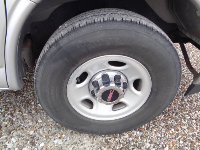 2017 GMC Savana LT 3500