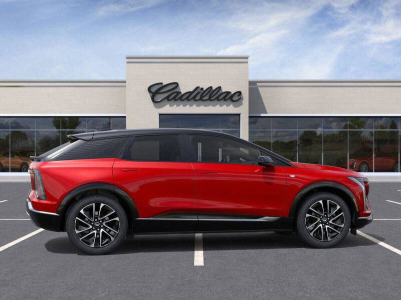 2025 Cadillac OPTIQ Sport 1