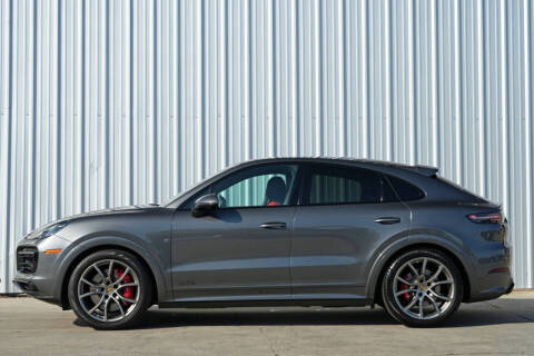 2022 Porsche Cayenne GTS Coupe