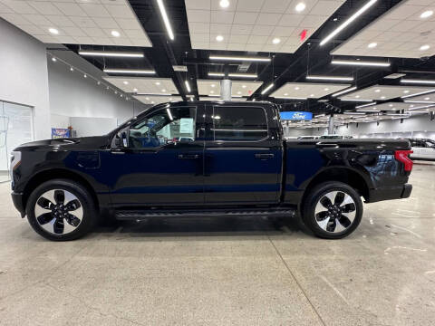 2023 Ford F-150 Lightning Platinum