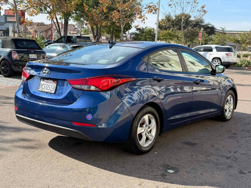 2015 Hyundai Elantra SE