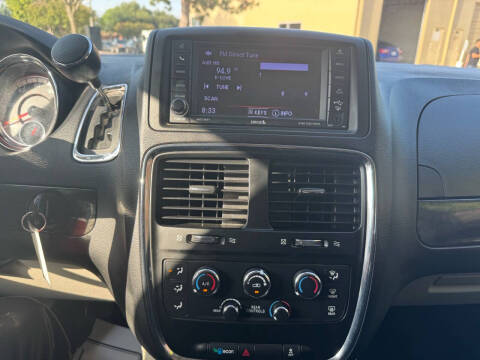 2019 Dodge Grand Caravan SE