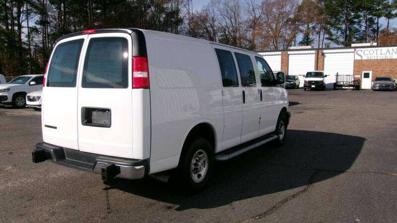 2024 Chevrolet Express 2500