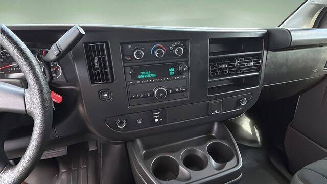 2024 Chevrolet Express 2500