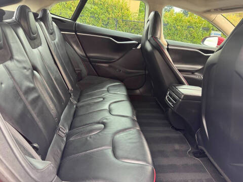 2013 Tesla Model S Performance