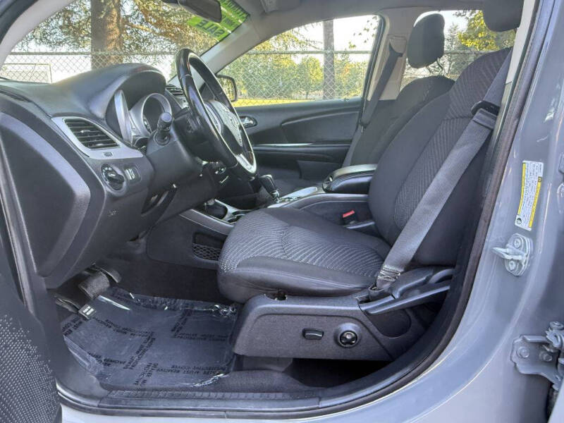 2020 Dodge Journey SE Value