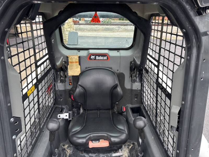2023 Bobcat S64