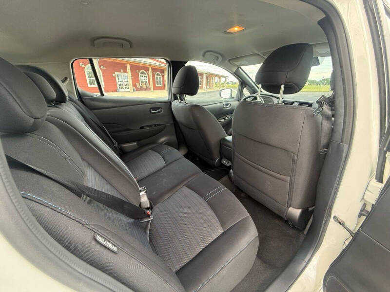2023 Nissan LEAF SV PLUS