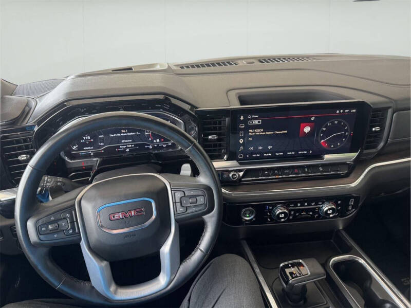 2023 GMC Sierra 1500