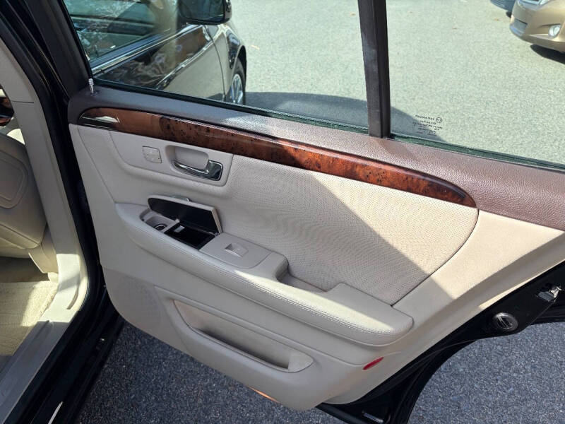 2011 Cadillac DTS Premium Collection