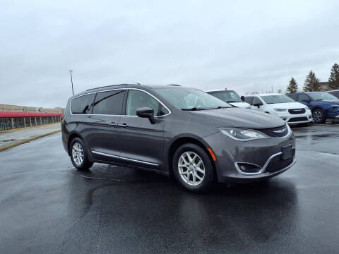 2020 Chrysler Pacifica Touring L