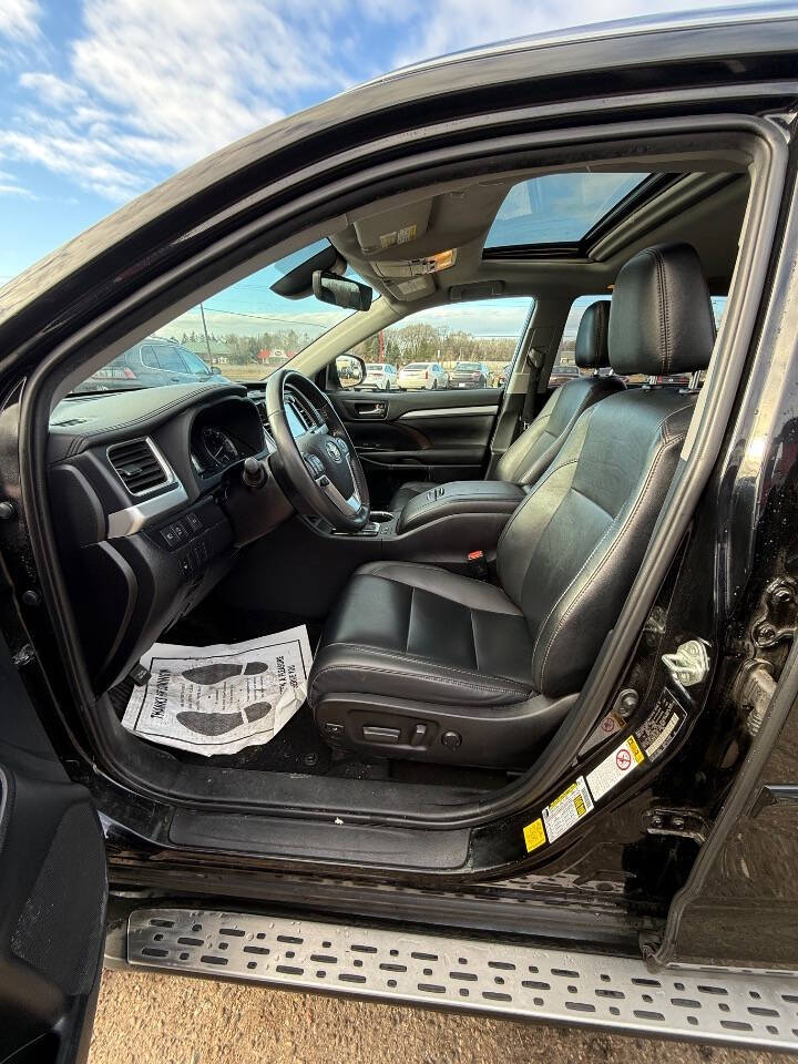 2019 Toyota Highlander for sale at Summit Auto in Blaine, MN