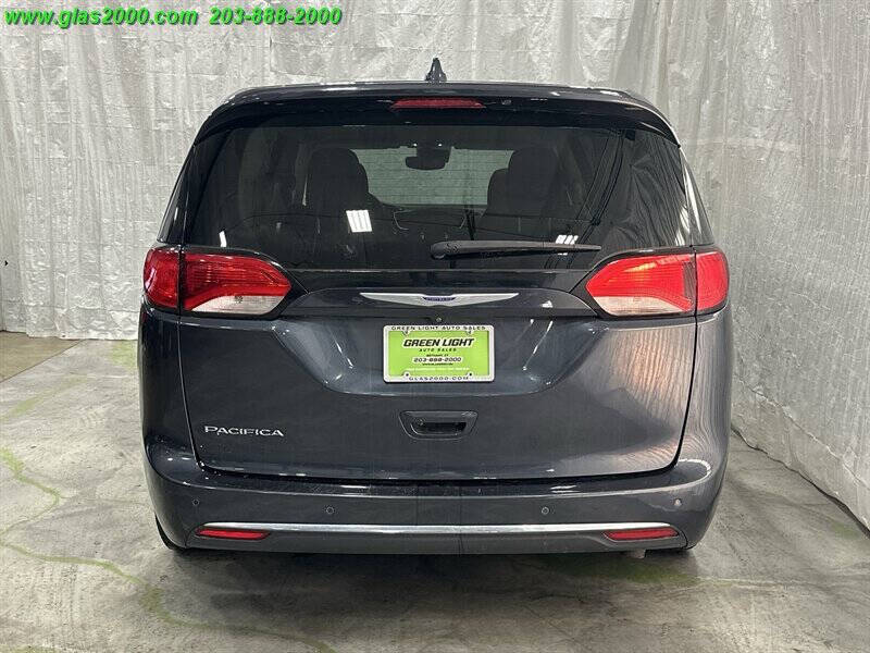 2020 Chrysler Pacifica Touring