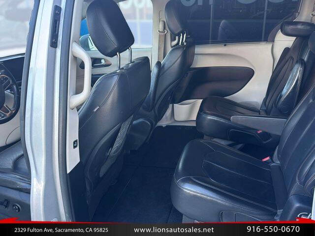 2017 Chrysler Pacifica Touring Plus