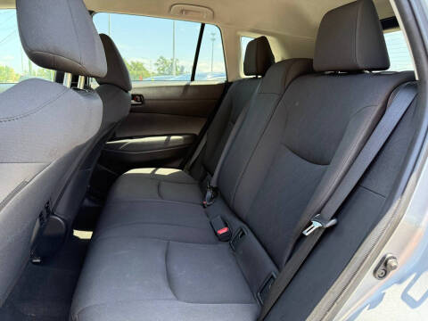 2024 Toyota Corolla Cross LE