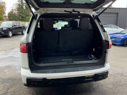 2023 Toyota Sequoia SR5