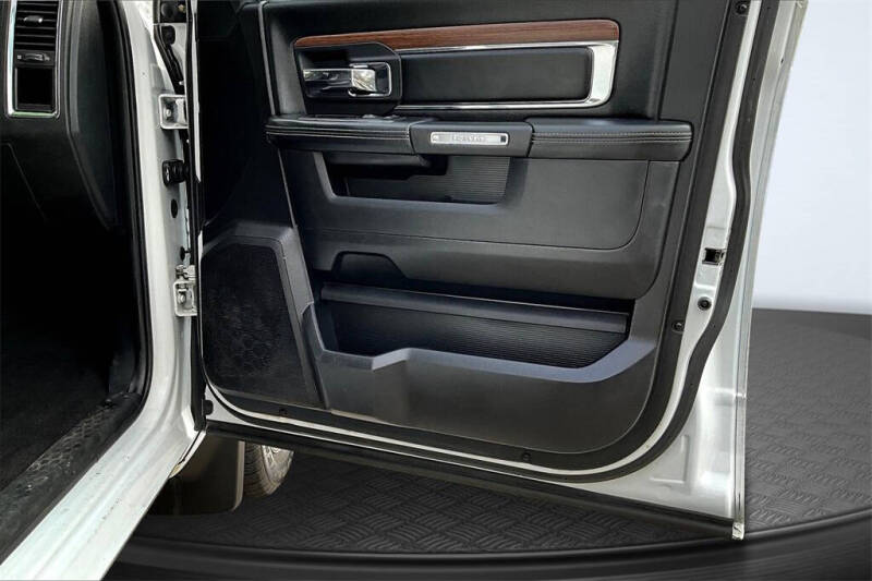 2016 RAM 1500 Laramie