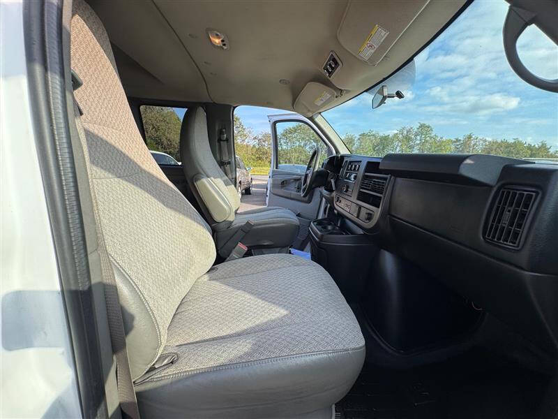 2015 Chevrolet Express LT 3500