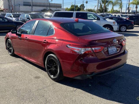 2019 Toyota Camry Hybrid LE
