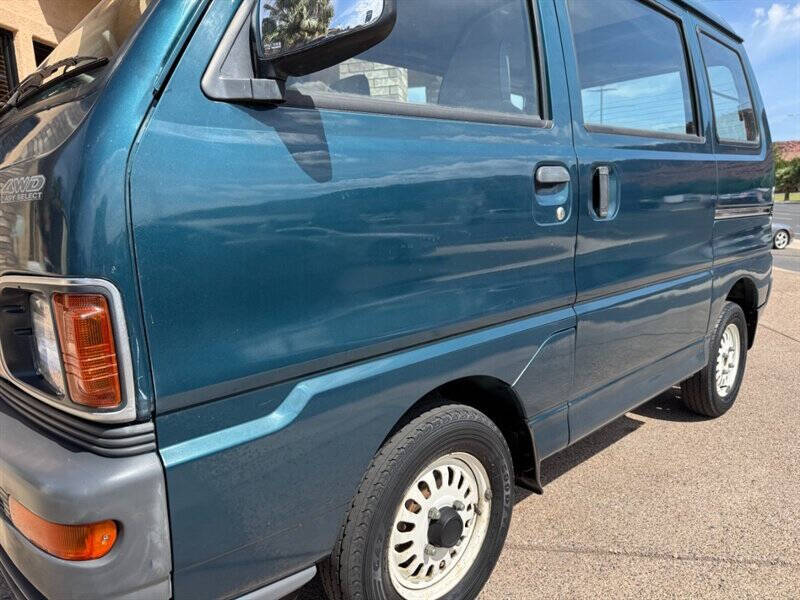 1997 Mitsubishi Minicab VX