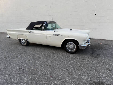 1957 Ford Thunderbird