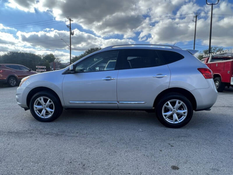 2011 Nissan Rogue S