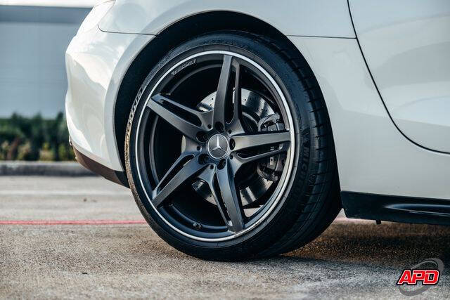 2017 Mercedes-Benz AMG GT