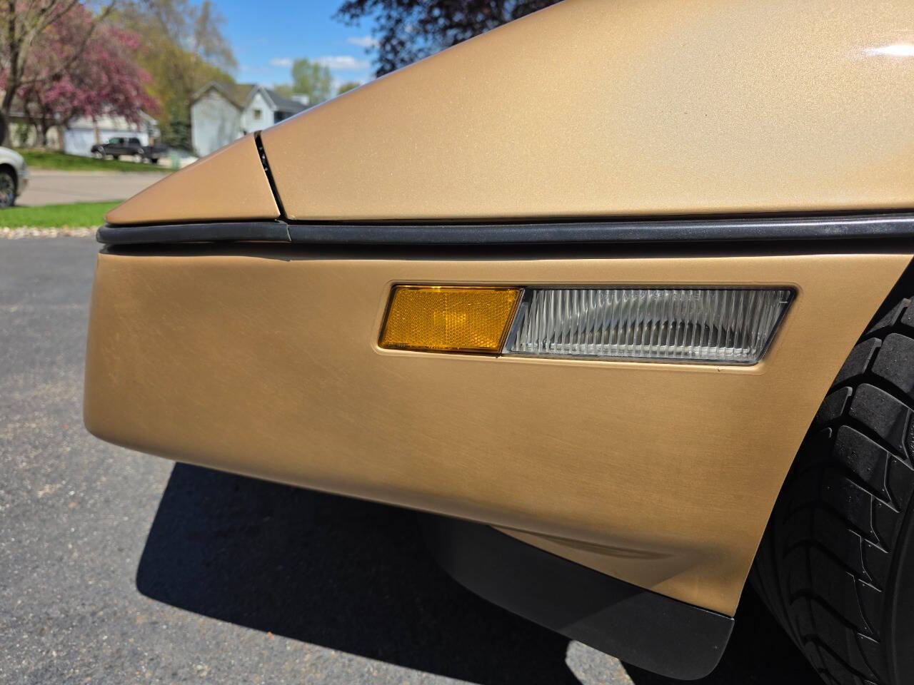 1984 Chevrolet Corvette 24